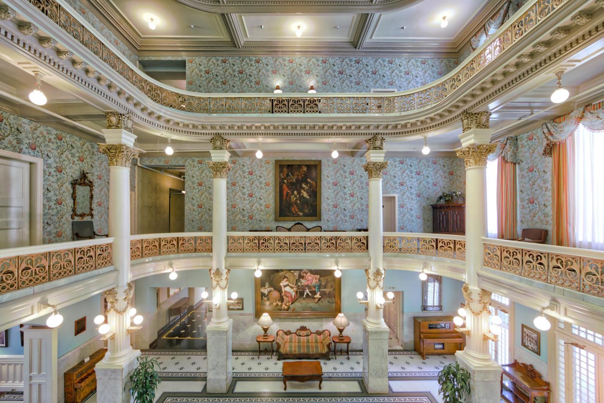 4 Hoteles Céntricos en el Paseo del Río de San Antonio para Elegir Bien