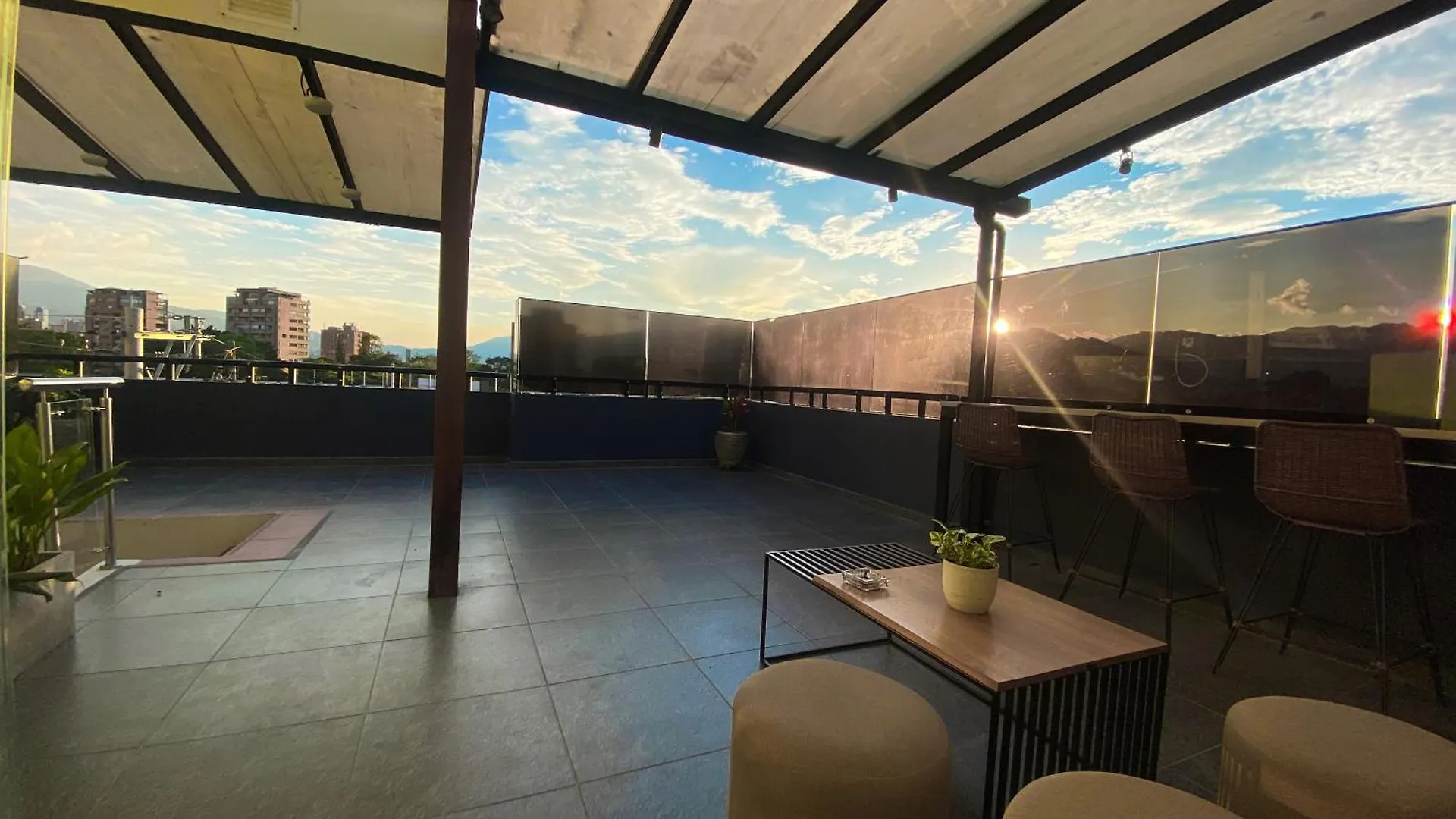 13 Resorts en El Poblado, Medellín que Vale la Pena Reservar