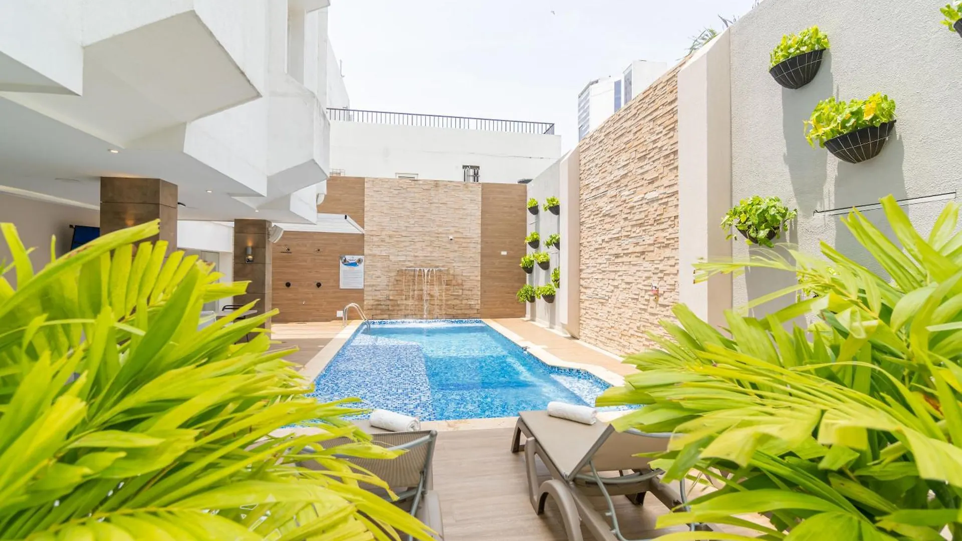 Dónde Hospedarse en Bocagrande: 5 Hoteles 4 Estrellas