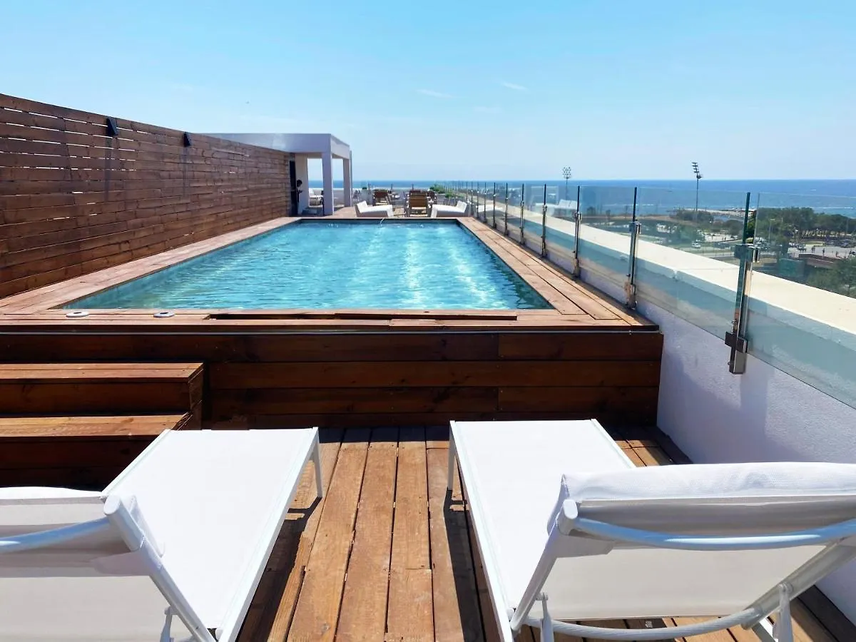 7 Hoteles Familiares en Sant Martí que Vale la Pena Reservar